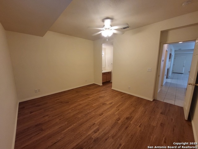 Listing photo id 9 for 7963 M G Rd