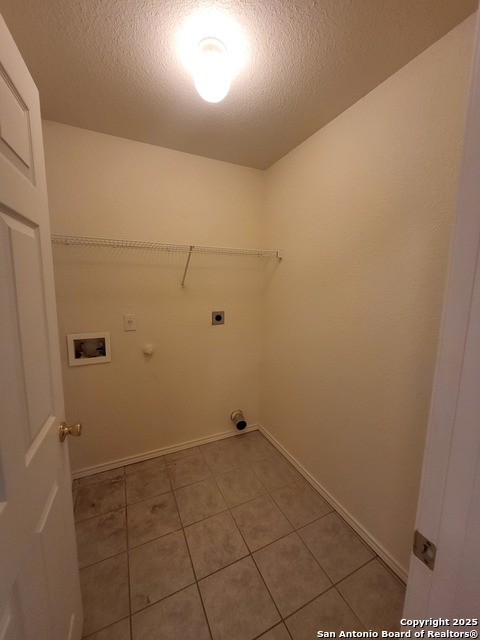 Listing photo id 5 for 7963 M G Rd