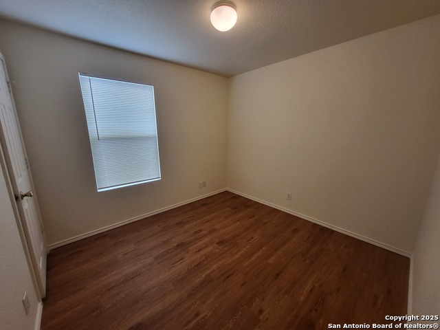 Listing photo id 6 for 7963 M G Rd