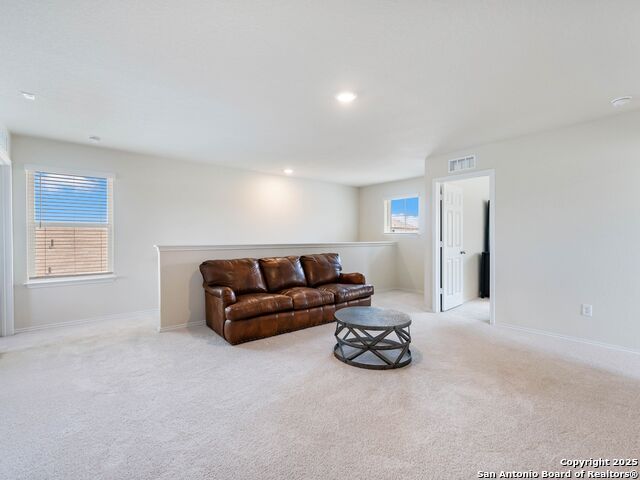 Image 18 of 30 For 418 Forsythia