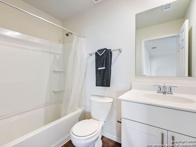 Image 21 of 30 For 418 Forsythia