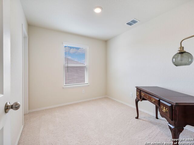 Image 22 of 30 For 418 Forsythia