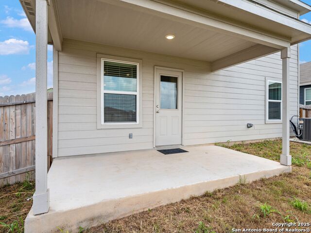 Image 24 of 30 For 418 Forsythia