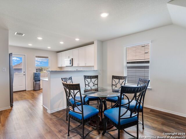 Image 4 of 30 For 418 Forsythia