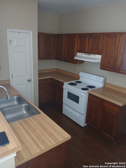 Image 3 of 8 For 3435 Ridge Country St