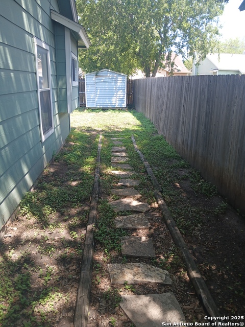 Image 5 of 8 For 3435 Ridge Country St