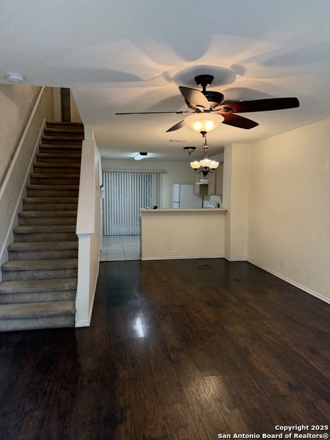 Image 2 of 10 For 11 Bratton