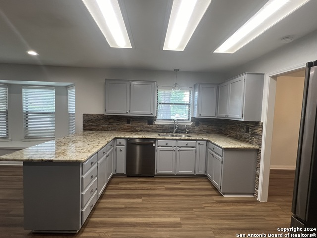 Image 10 of 28 For 931 Northpark Ridge