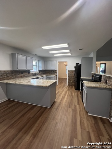 Image 11 of 28 For 931 Northpark Ridge