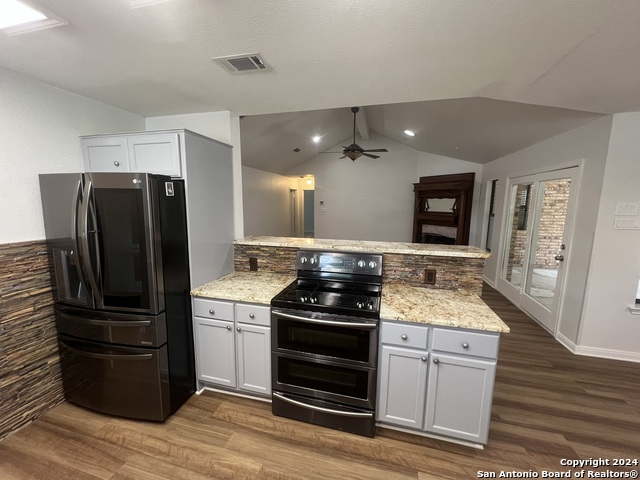 Image 8 of 28 For 931 Northpark Ridge