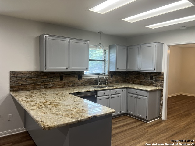 Image 9 of 28 For 931 Northpark Ridge