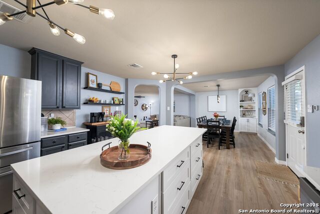 Image 10 of 158 For 9811 Magnolia