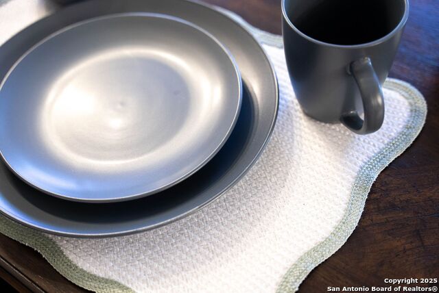 Image 101 of 158 For 9811 Magnolia