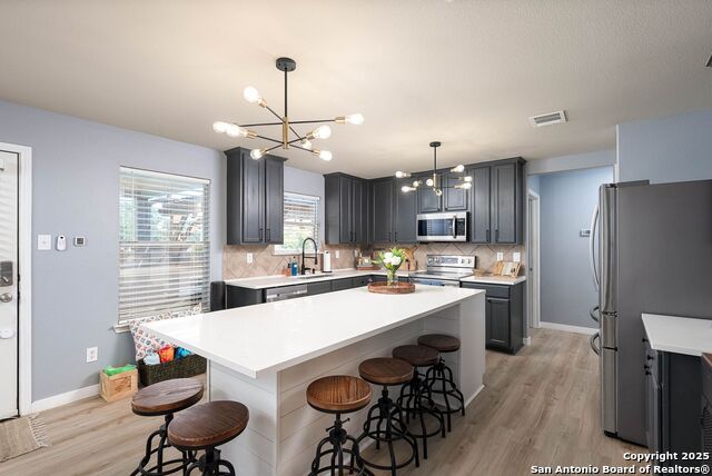 Image 11 of 158 For 9811 Magnolia