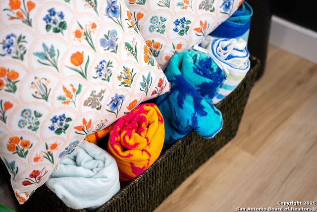 Image 112 of 158 For 9811 Magnolia