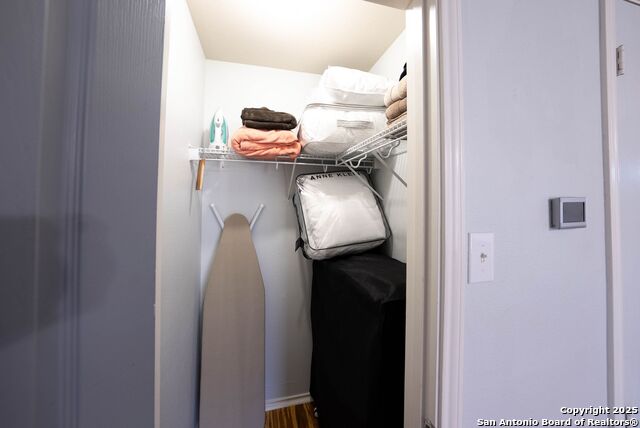 Image 114 of 158 For 9811 Magnolia