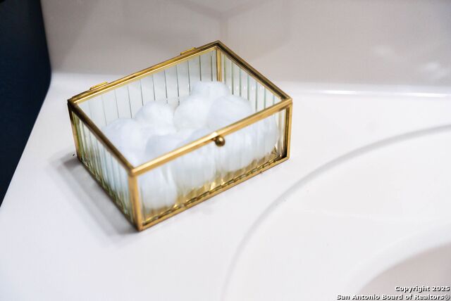 Image 127 of 158 For 9811 Magnolia