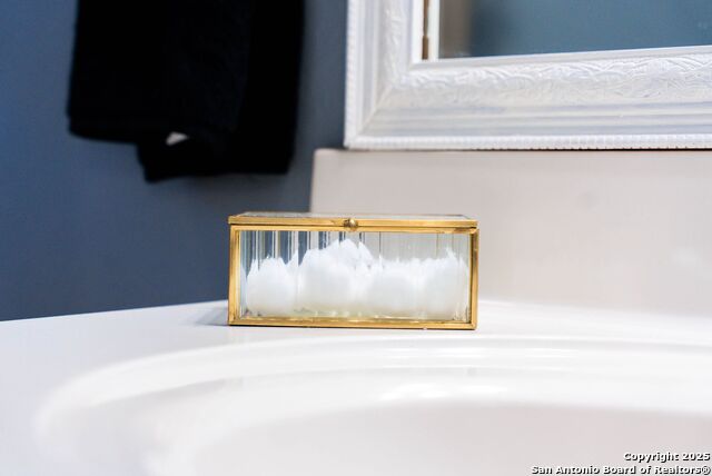 Image 130 of 158 For 9811 Magnolia