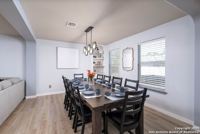 Image 14 of 158 For 9811 Magnolia