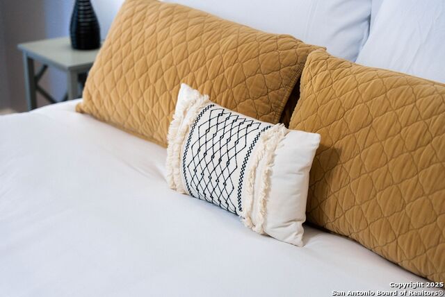 Image 140 of 158 For 9811 Magnolia