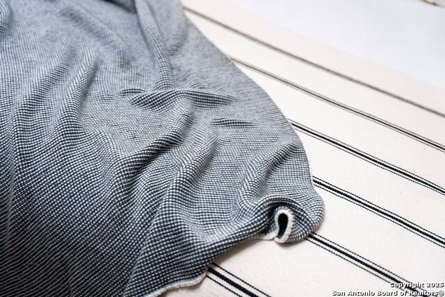 Image 143 of 158 For 9811 Magnolia