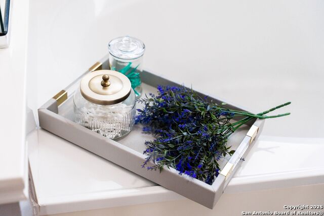 Image 153 of 158 For 9811 Magnolia