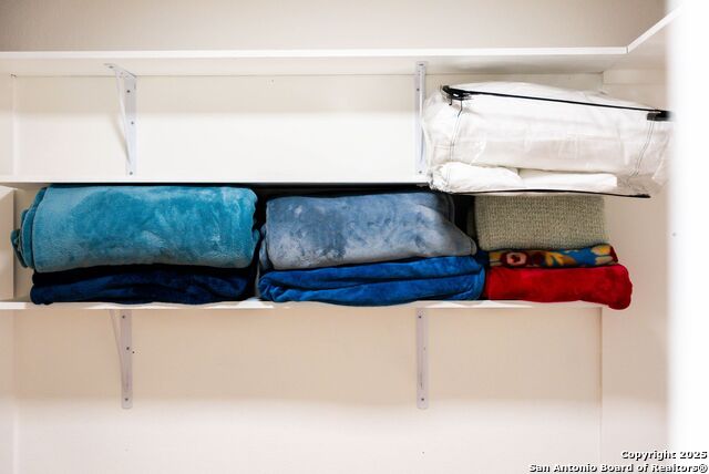 Image 157 of 158 For 9811 Magnolia