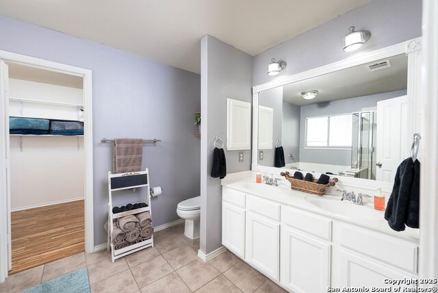 Image 22 of 158 For 9811 Magnolia