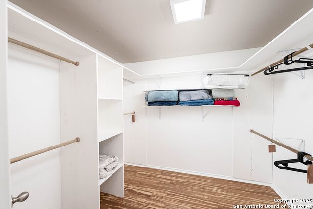 Image 25 of 158 For 9811 Magnolia