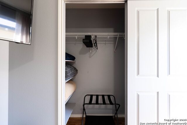 Image 37 of 158 For 9811 Magnolia