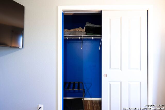 Image 38 of 158 For 9811 Magnolia