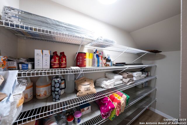 Image 39 of 158 For 9811 Magnolia