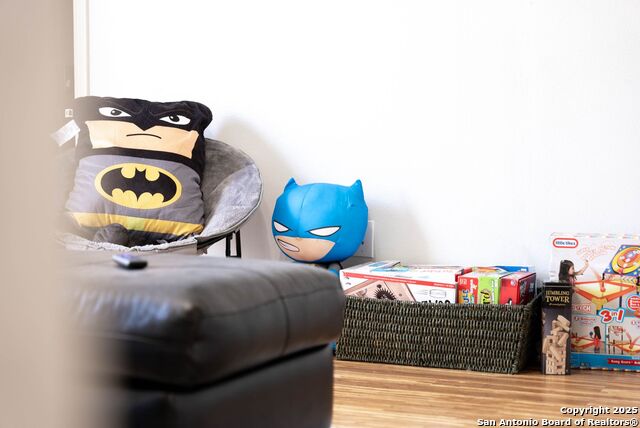 Image 71 of 158 For 9811 Magnolia