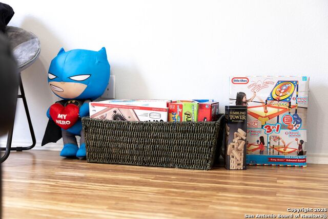 Image 72 of 158 For 9811 Magnolia