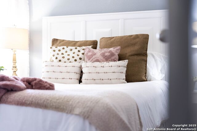 Image 77 of 158 For 9811 Magnolia