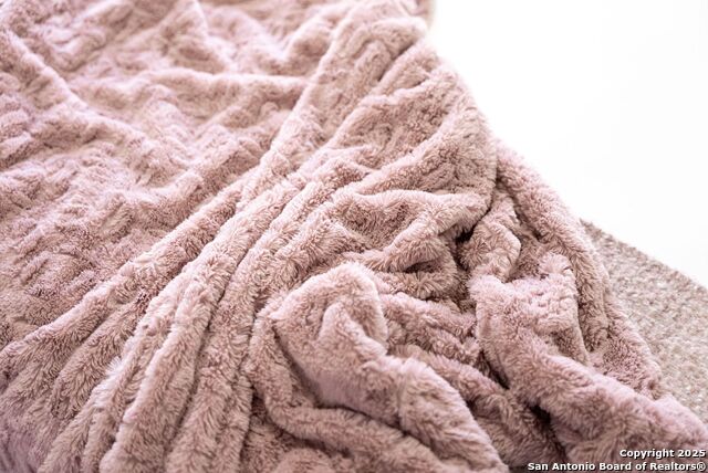 Image 79 of 158 For 9811 Magnolia