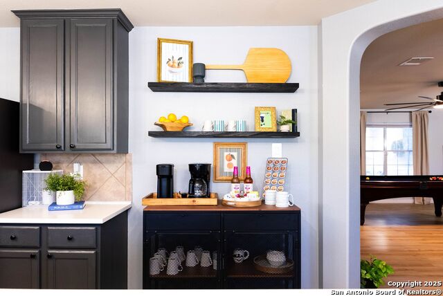 Image 86 of 158 For 9811 Magnolia