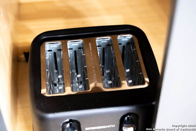 Image 99 of 158 For 9811 Magnolia