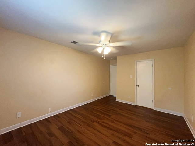 Image 27 of 44 For 6734 Honeyridge Lane