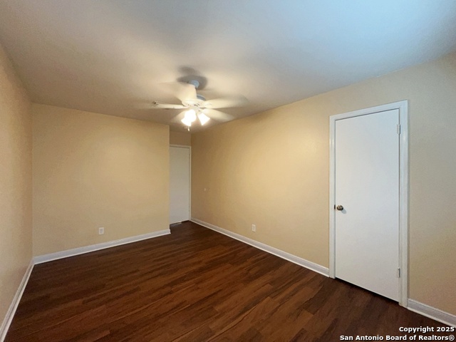 Image 31 of 44 For 6734 Honeyridge Lane