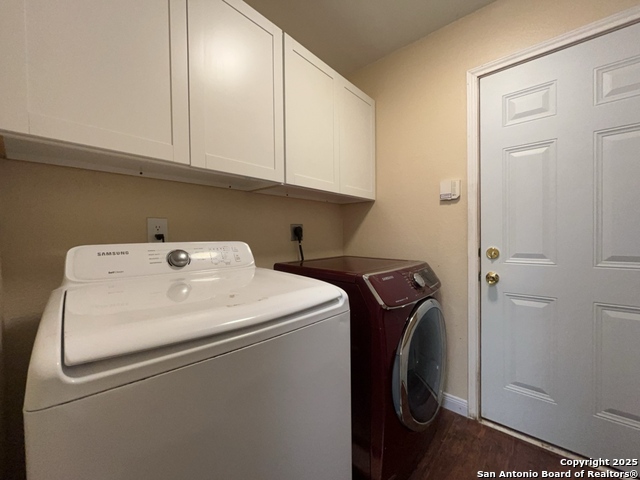 Image 32 of 44 For 6734 Honeyridge Lane