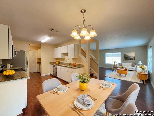 Image 4 of 44 For 6734 Honeyridge Lane