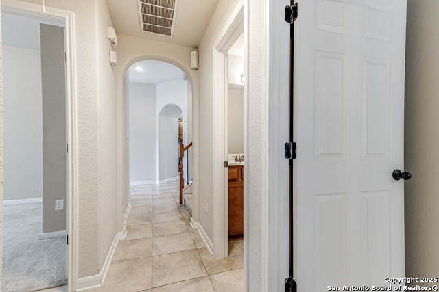 Image 26 of 39 For 23702 Misty Peak