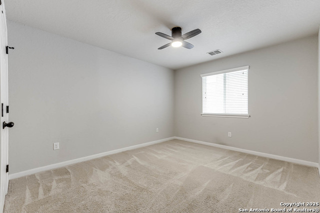 Image 28 of 39 For 23702 Misty Peak