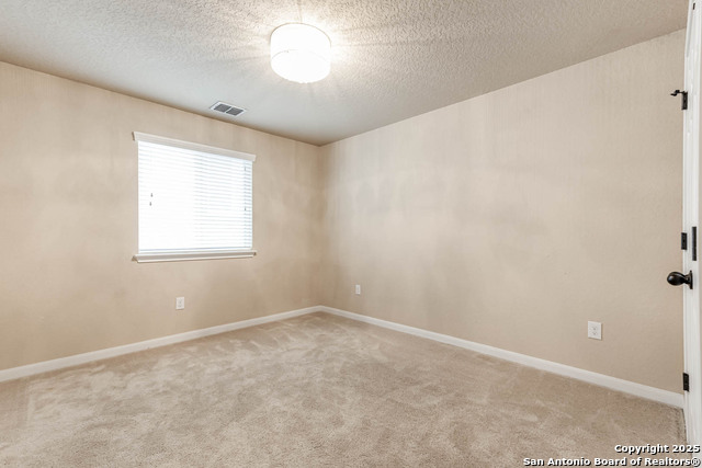 Image 30 of 39 For 23702 Misty Peak