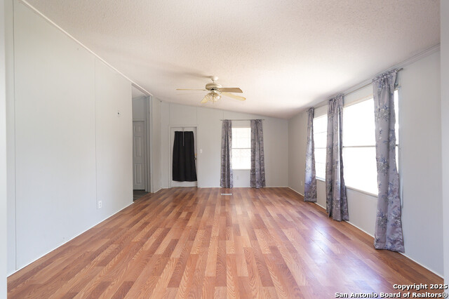 Image 4 of 14 For 176 County Road 5633