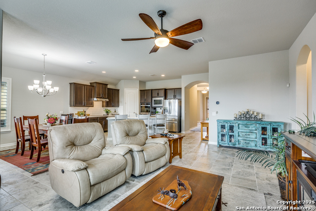 Image 11 of 34 For 21 Mariposa Pkwy W