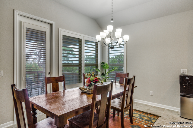 Image 12 of 34 For 21 Mariposa Pkwy W