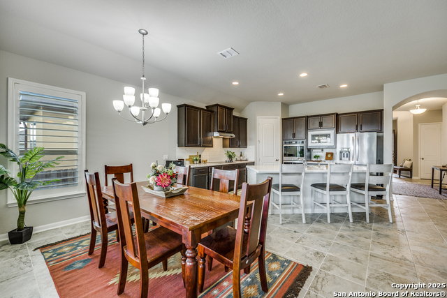 Image 14 of 34 For 21 Mariposa Pkwy W