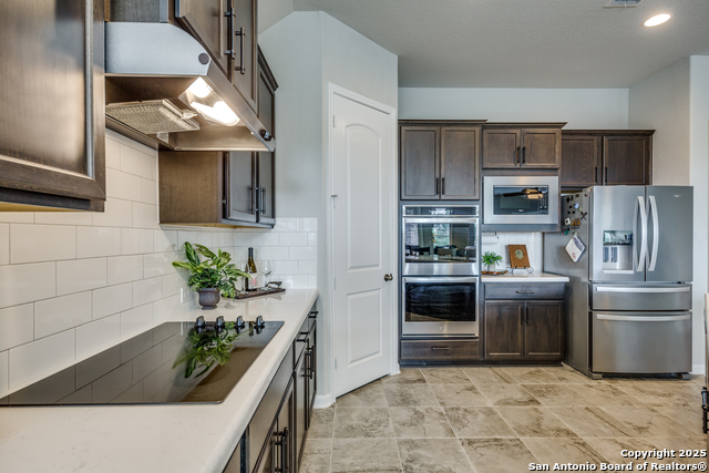 Image 16 of 34 For 21 Mariposa Pkwy W